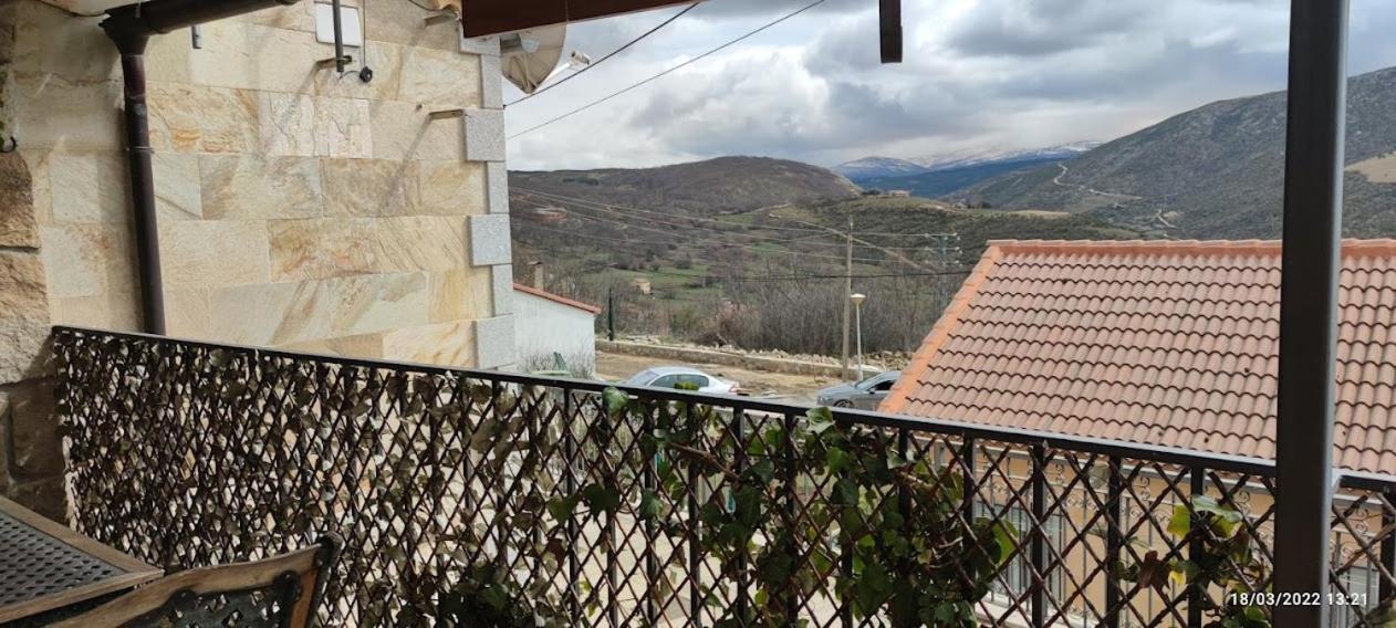 La Pasailla De Gredos Pensionat Navacepeda de Tormes Exteriör bild