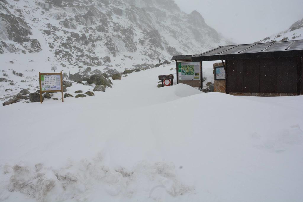 La Pasailla De Gredos Pensionat Navacepeda de Tormes Exteriör bild