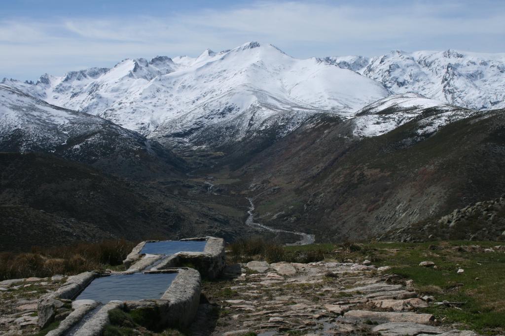 La Pasailla De Gredos Pensionat Navacepeda de Tormes Exteriör bild